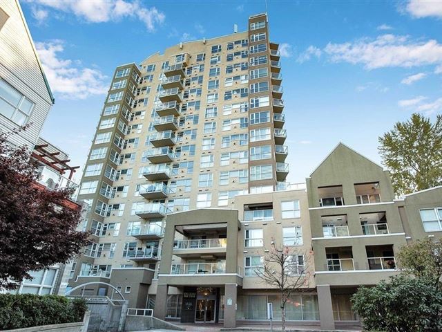 Balmoral Tower - 507 9830 Whalley Boulevard - photo 1