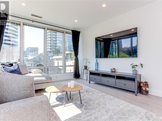 Electra - 307 989 Nelson Street - photo 2