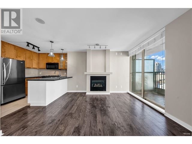 Mondrian - 1503 989 Richards Street - photo 1