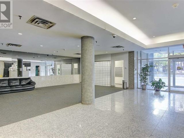 Chinatown Centre Residence - 502 222 Spadina Avenue - photo 4