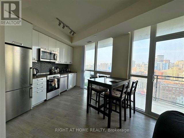 The PJ Condos - 1609 99 John Street - photo 1