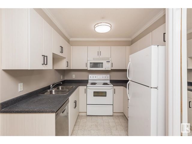 9938 104 ST NW - 412 9938 104 Street Northwest - photo 3