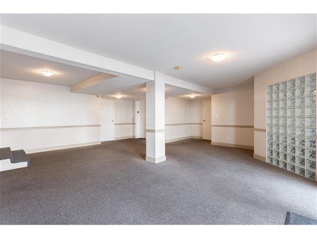 Westchester Place - 107 9940 151 Street - photo 2