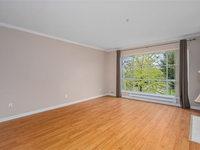 Guildford - 206 9926 151 Street - photo 2