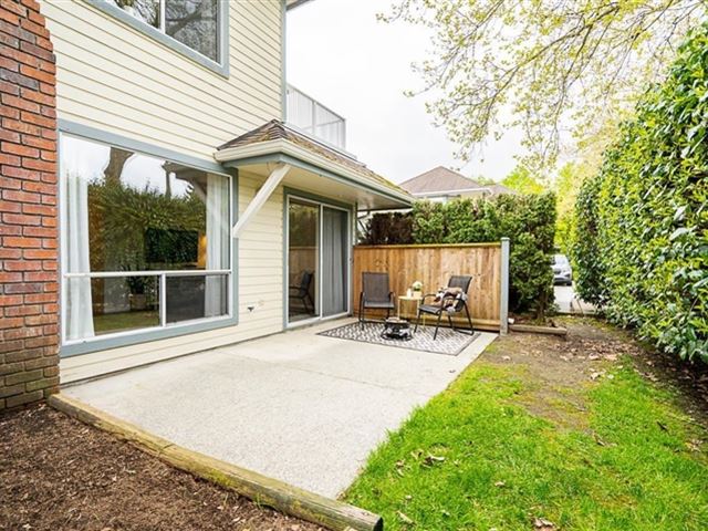Guildford - 112 9926 151 Street - photo 2